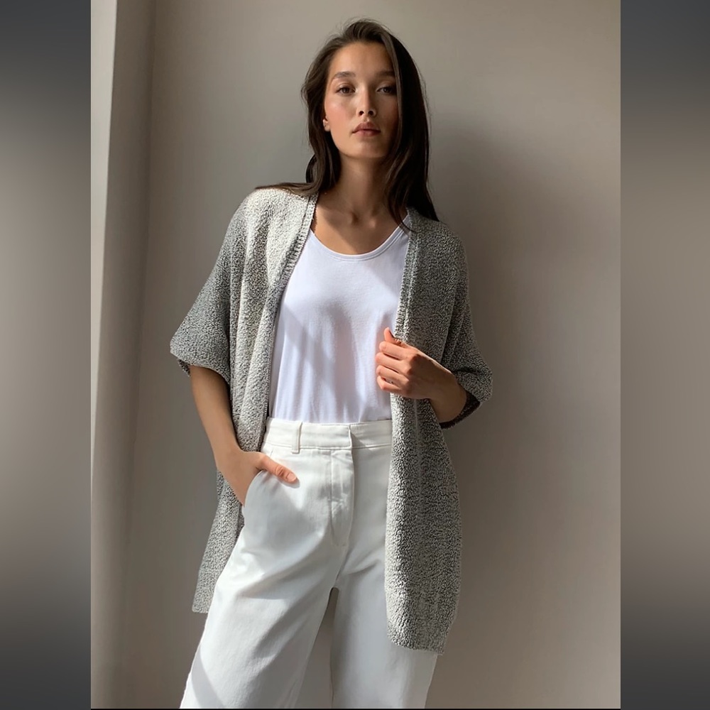COMMUNITY IONIC SWEATER